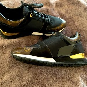 Louis Vuitton (women’s) Run Away leather trainers